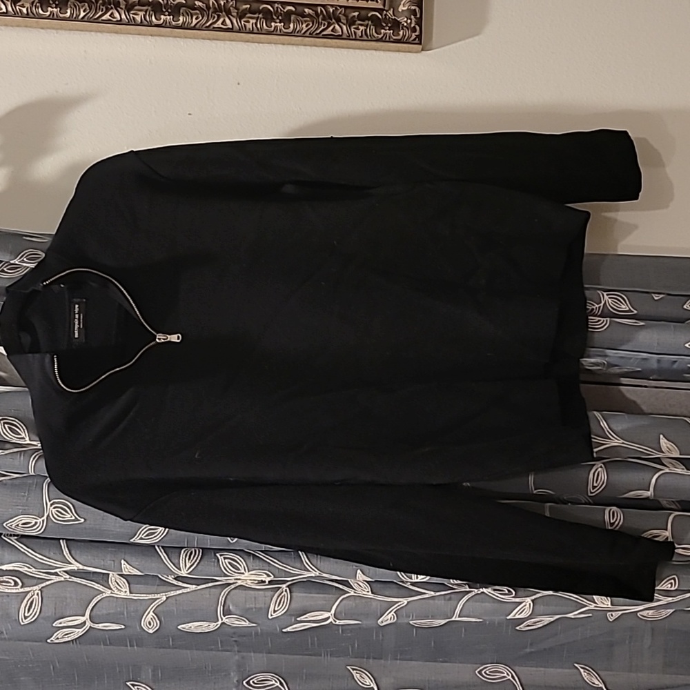 Metropolitan view sweater size large